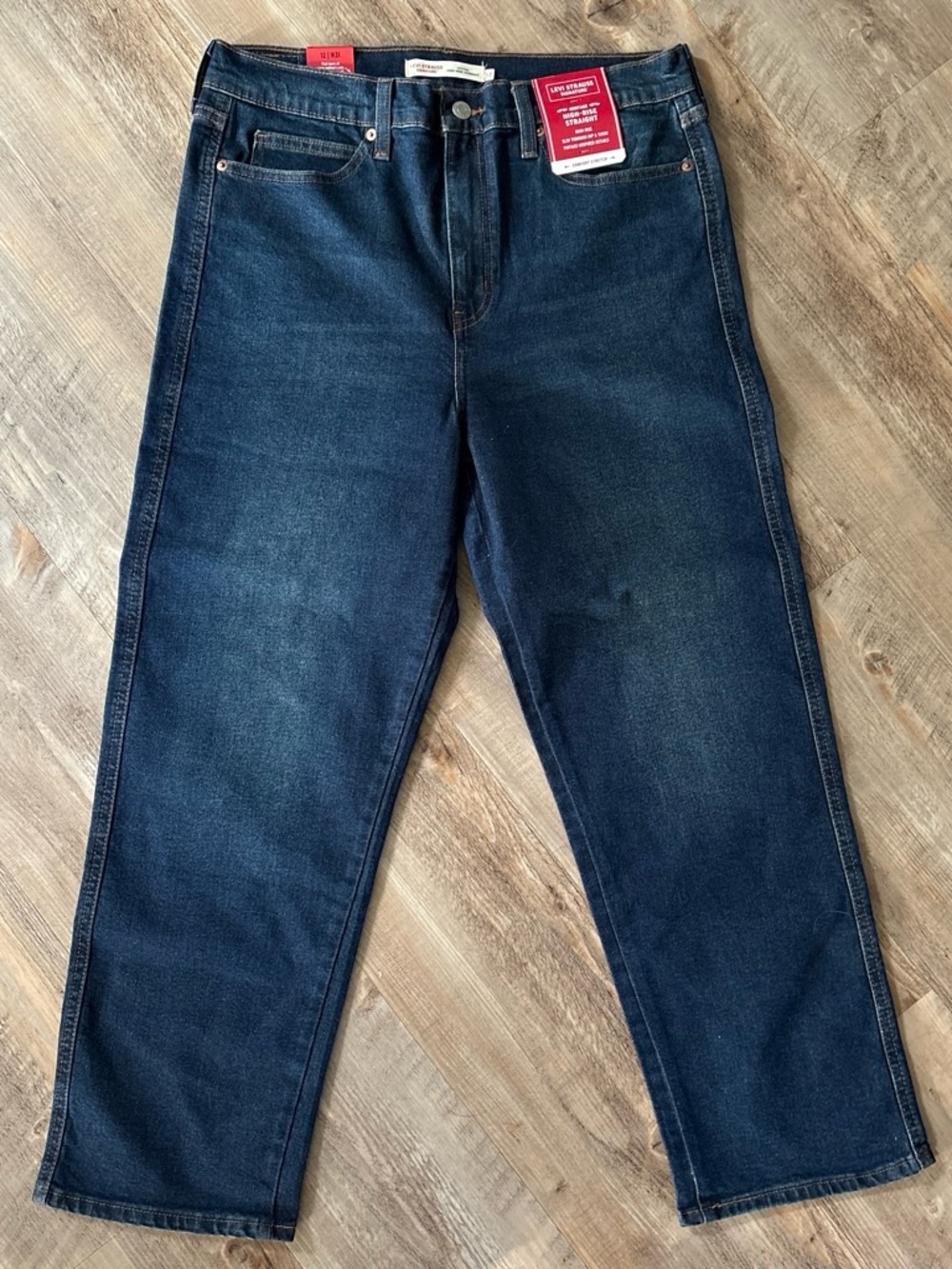 Levi Strauss Signature Heritage High Rise Straight - Women’s Size 12 - NWT